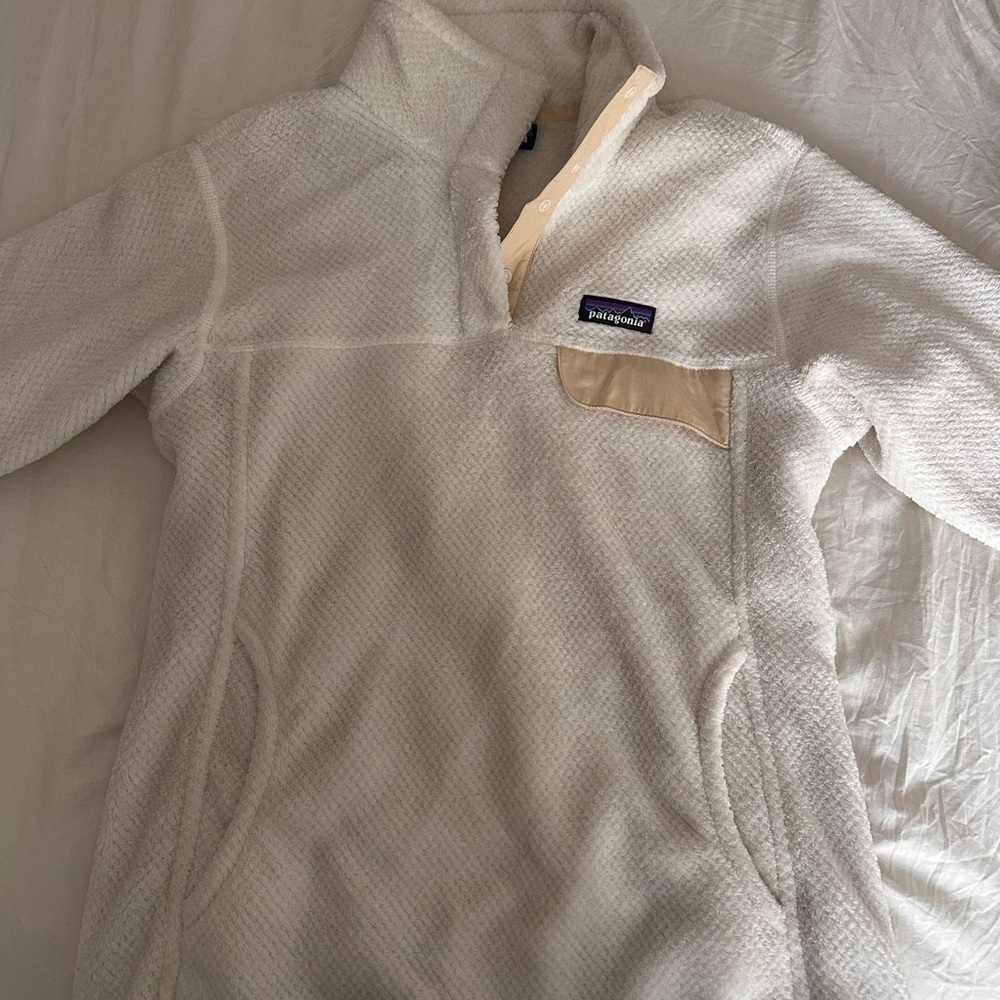 NWOT Women’s Patagonia Cream Sweater || Small